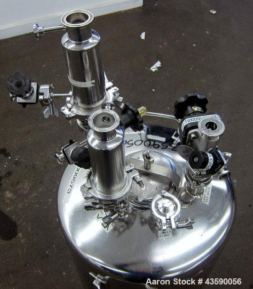 Used 25 Gallon Stainless Steel Alloy Products Pressure Tank