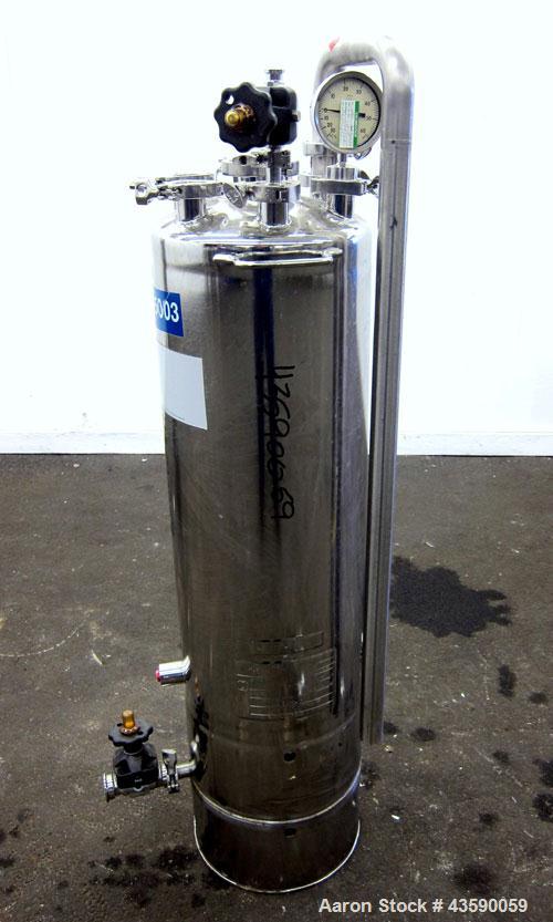 Used Alloy Products Pressure Tank, 15 Gallon, 316 Stainless Steel, Vertical. 12” Diameter x 30” straight side. Dished top and bottom. Internal rated Full Vacuum to 45 psi at -20 to 350 degrees F. Ope...