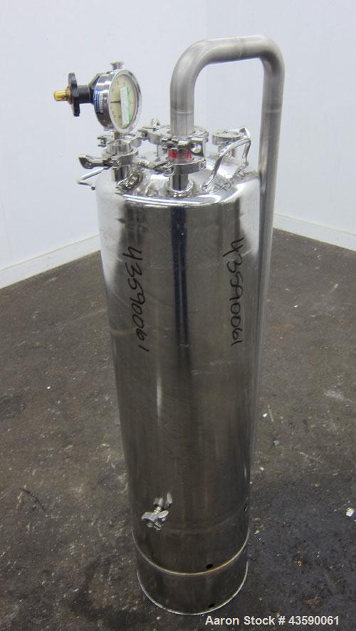 Used Alloy Products Pressure Tank, 15 Gallon, 316 Stainless Steel, Vertical. 12” Diameter x 30” straight side. Dished top and bottom. Internal rated Full Vacuum to 45 psi at -20 to 350 degrees F. Ope...