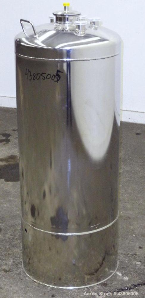 Used Alloy Products Pressure Tank, 36.99 Gallon (140 Liter), 316L Stainless Steel, Vertical. 17.74” Diameter x 29” straight side. Dished top and bottom. Internal rated 85 psi at -20 to 100 degrees F....