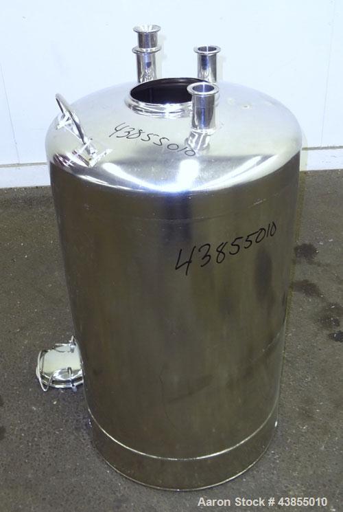 Used 25 Gallon Stainless Steel Alloy Products Pressure Tank