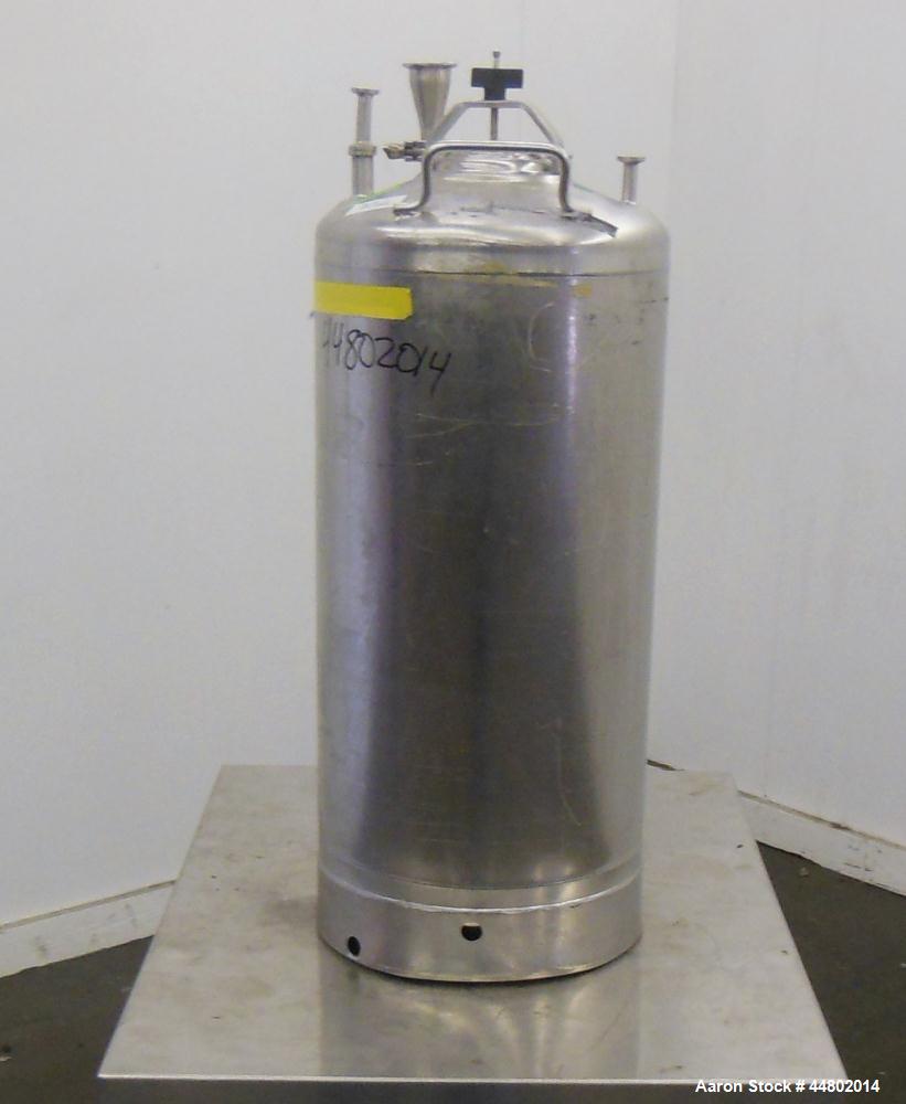 Used- 8 Gallon Stainless Steel Alloy Products Pressure Tank