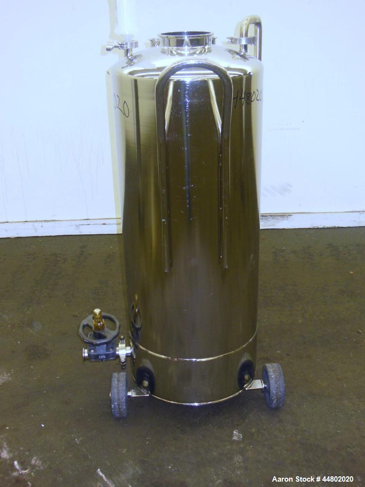 Used 39 Gallon Stainless Steel Alloy Products Pressure Tank