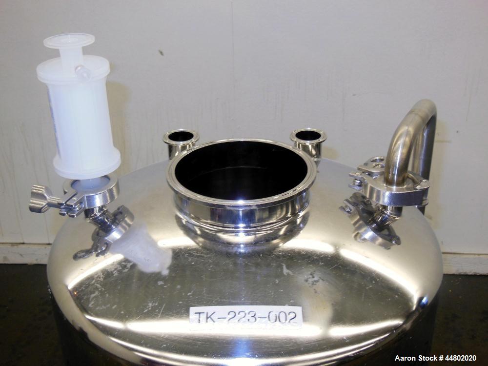 Used 39 Gallon Stainless Steel Alloy Products Pressure Tank
