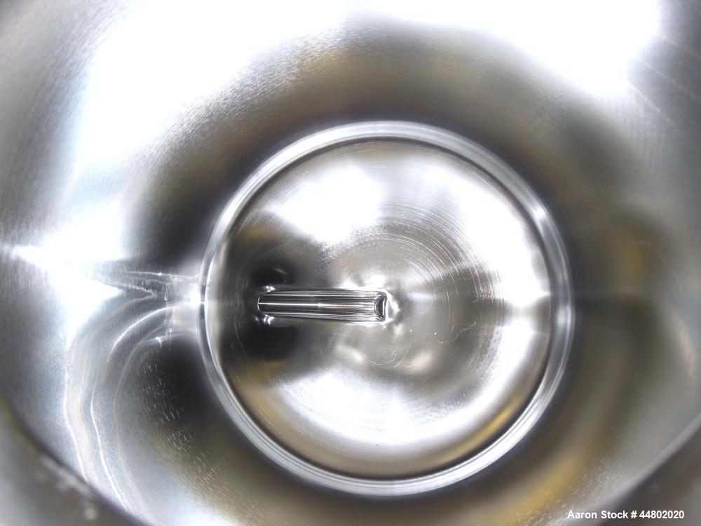 Used 39 Gallon Stainless Steel Alloy Products Pressure Tank