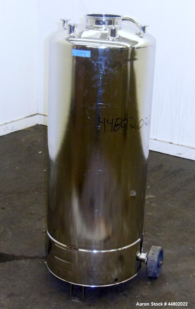 Used 39 Gallon Stainless Steel Alloy Products Pressure Tank