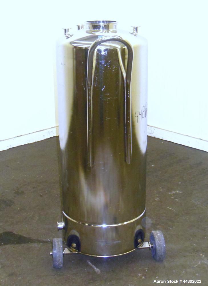Used 39 Gallon Stainless Steel Alloy Products Pressure Tank