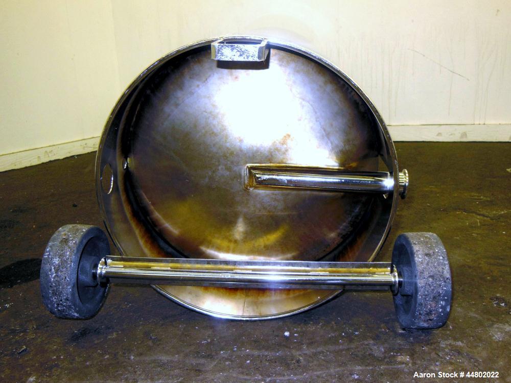 Used 39 Gallon Stainless Steel Alloy Products Pressure Tank