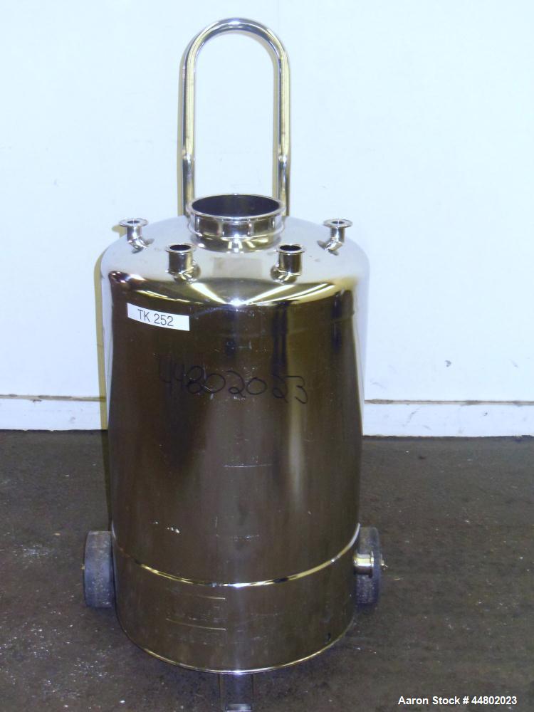 Used- 22 Gallon Stainless Steel Alloy Products Pressure Tank