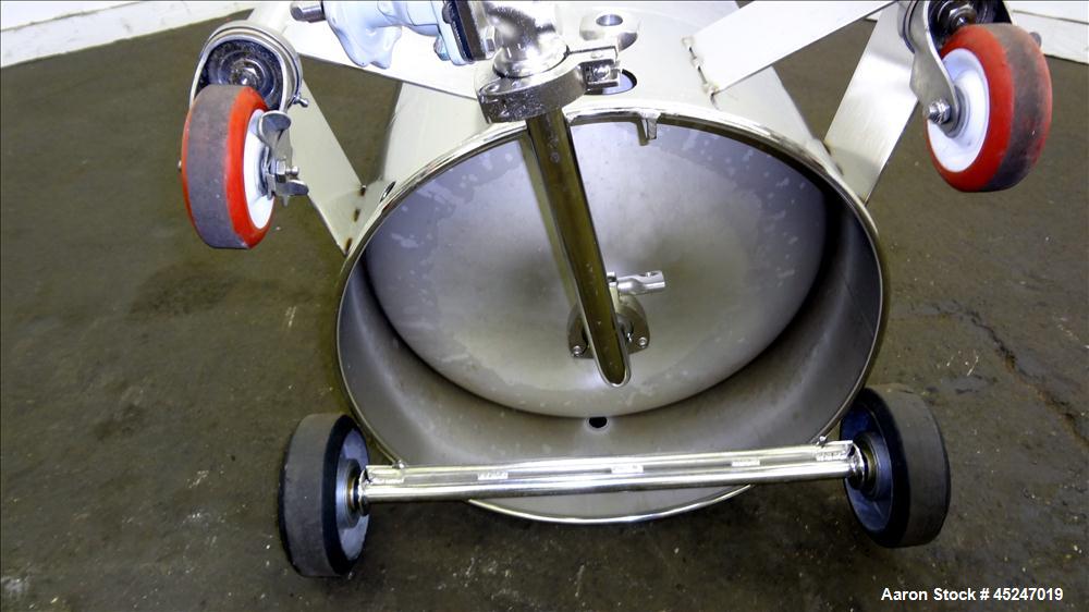 Used 36 Gallon Stainless Steel Alloy Products Pressure Tank