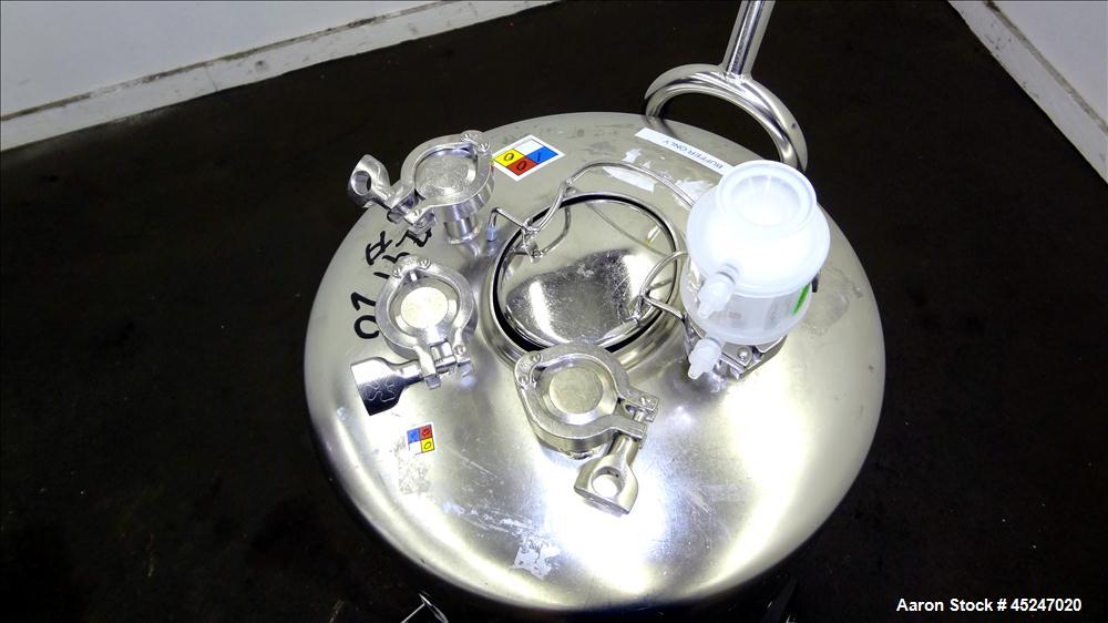 Used 36 Gallon Stainless Steel Alloy Products Pressure Tank