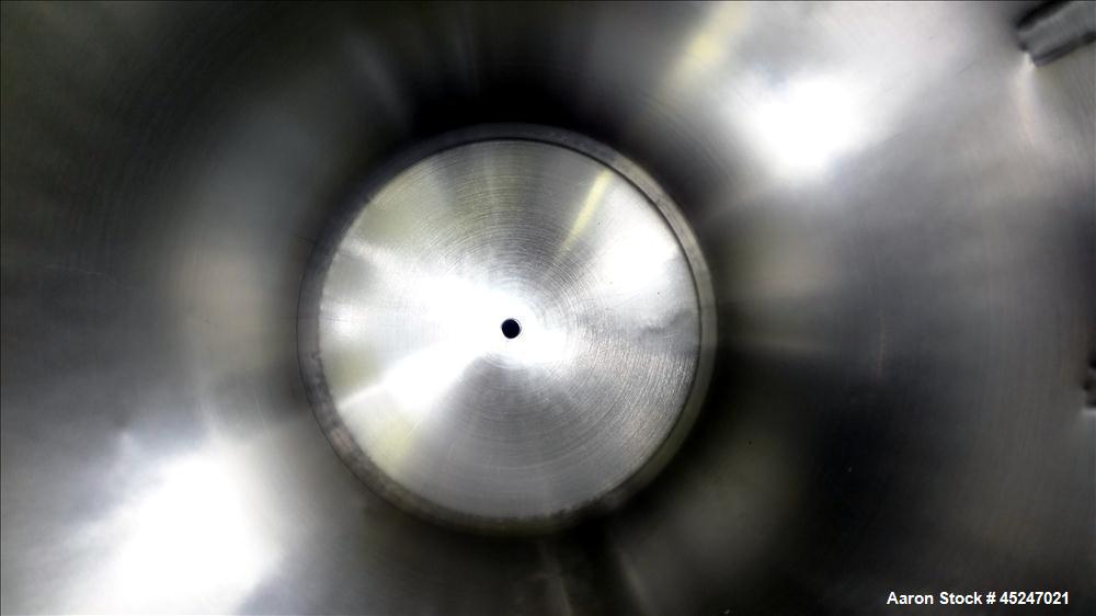 Used 36 Gallon Stainless Steel Alloy Products Pressure Tank
