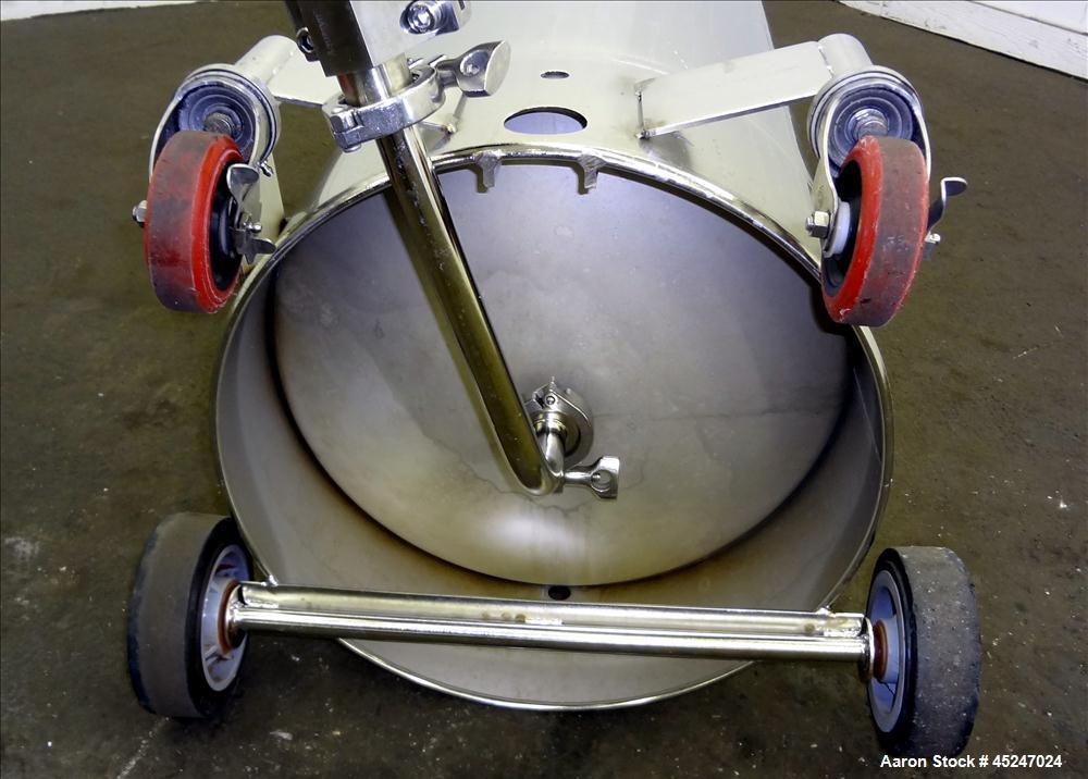 Used- 36 Gallon Stainless Steel Alloy Products Pressure Tank