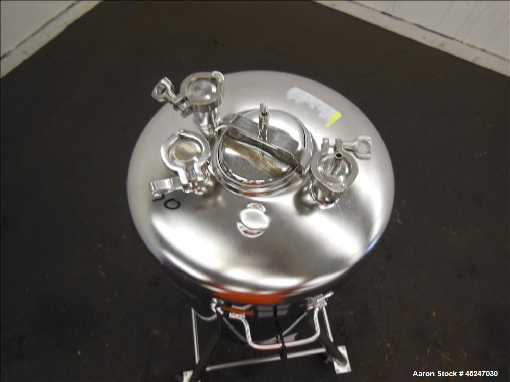 Used 36 Gallon Stainless Steel Alloy Products Pressure Tank