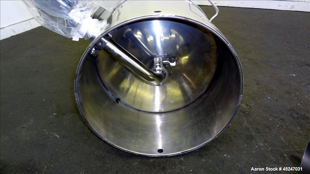 Used 36 Gallons Stainless Steel Alloy Products Pressure Tank