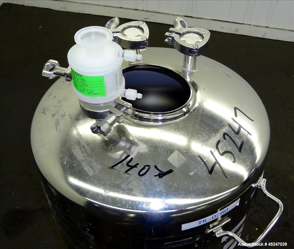 Used 26 Gallon Stainless Steel Alloy Products Pressure Tank
