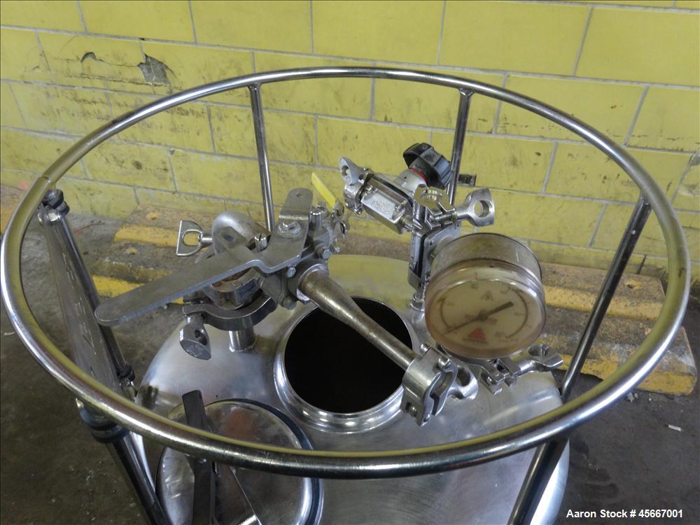 Used Alloy Products Pressure Tank, 30 Gallons