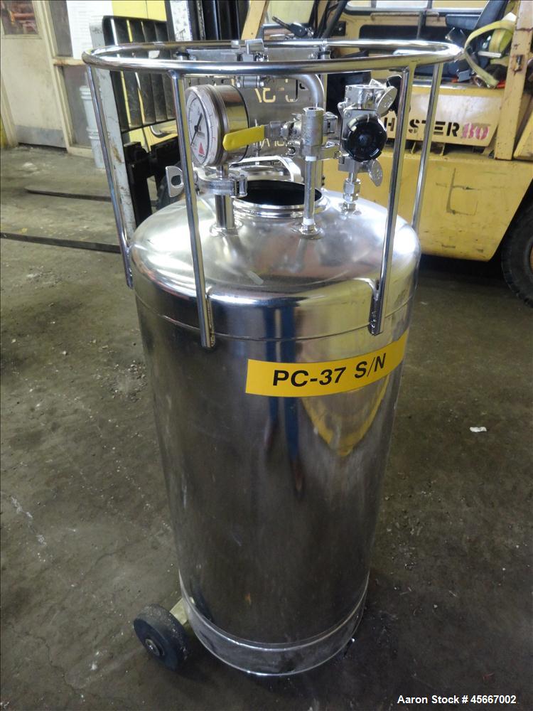 Used- Alloy Products Pressure Tank, 30 Gallons