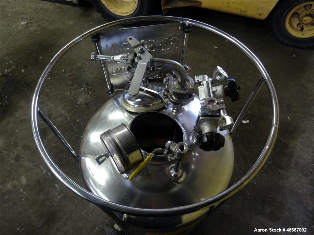 Used Alloy Products Pressure Tank, 30 Gallons