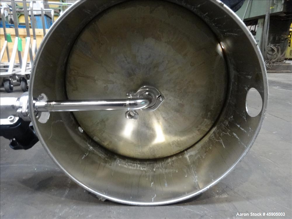 Used Alloy Products Pressure Tank, 30 Gallon, 316L Stainless Steel, Vertical. Approximate 18" diameter x 29" straight side, dished top and bottom. Internal rated 95 psi at -20 to 250 degrees F. Openi...
