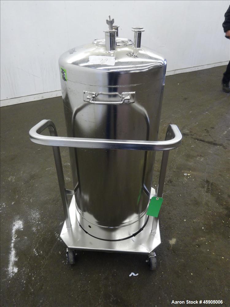 Used Alloy Products Pressure Tank, 30 Gallon, 316 Stainless Steel, Vertical. Approximate 18" diameter x 29" straight side, dished top and bottom. Internal rated 94 psi at -20 to 250 degrees F. Openin...