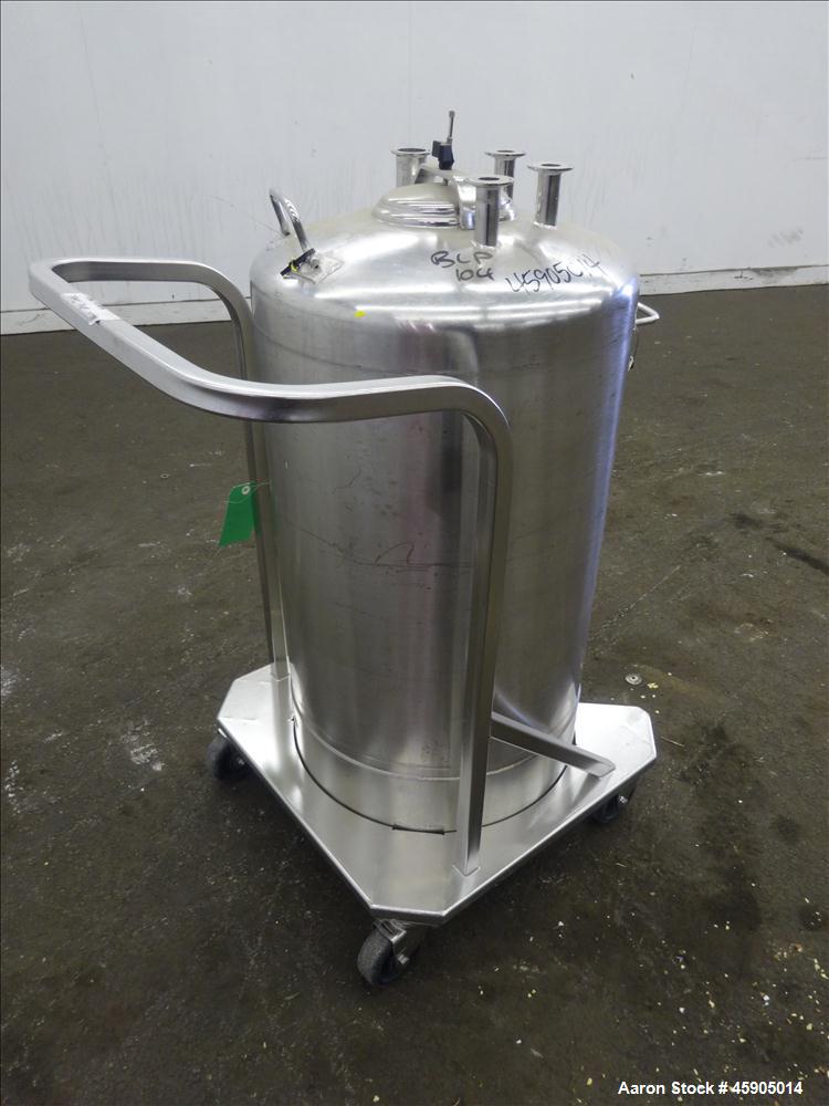 Used Alloy Products Pressure Tank, 25 Gallon