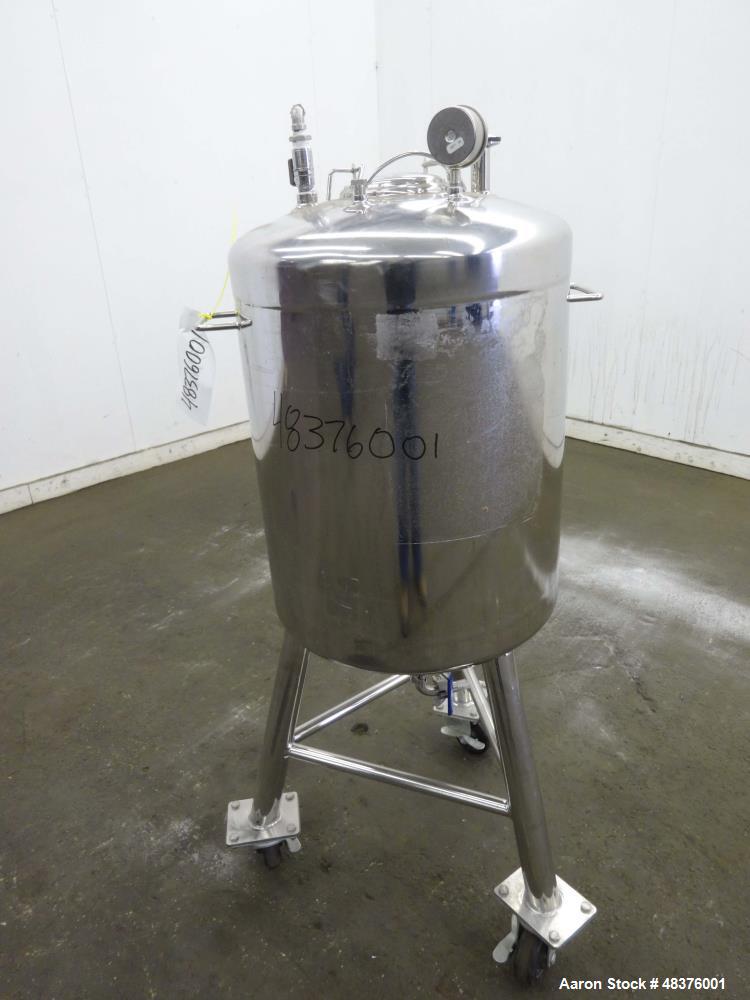 Used-Alloy Products 25 Gallon Stainless Steel Pressure Tank