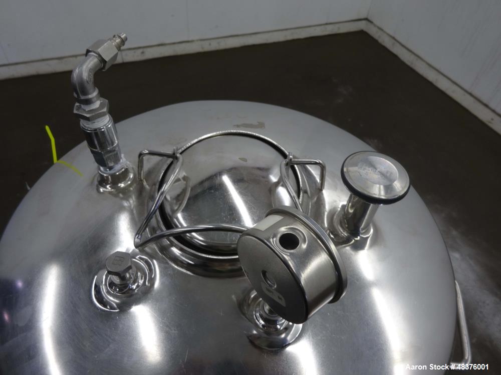 Used Alloy Products 25 Gallon Stainless Steel Pressure Tank