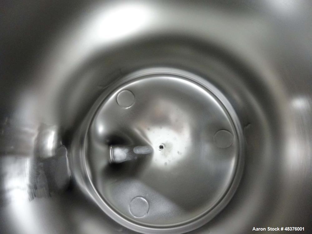 Used Alloy Products 25 Gallon Stainless Steel Pressure Tank