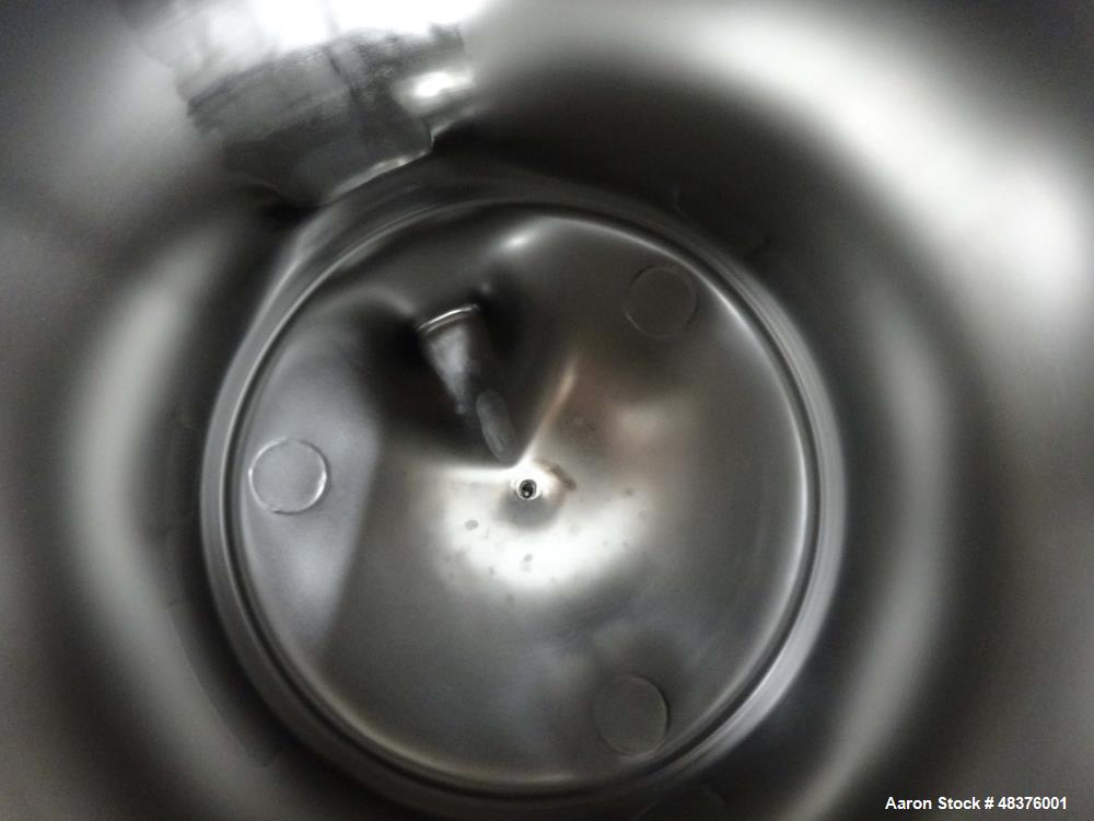Used Alloy Products 25 Gallon Stainless Steel Pressure Tank