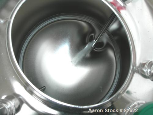 USED: Alloy Products pharmaceutical-hygienic portable pressure tank, 6 gallons, 304 stainless steel, vertical. 12" diameter x 9" straight side, dished top and bottom. Internal rated 129 psi at 100 de...