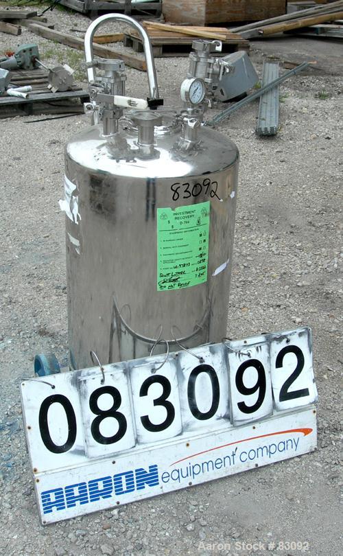 USED: Alloy Products pressure tank, 25 gallon, 316L stainless steel, vertical. 18' diameter x 24" straight side. Dished top and bottom. Internal rated 95 psi at 100 deg F. Openings: top (4) 2" tri-cl...
