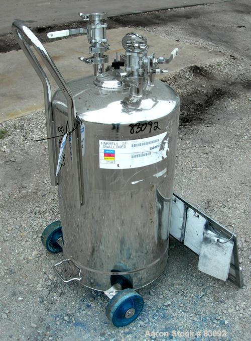 USED: Alloy Products pressure tank, 25 gallon, 316L stainless steel, vertical. 18' diameter x 24" straight side. Dished top and bottom. Internal rated 95 psi at 100 deg F. Openings: top (4) 2" tri-cl...