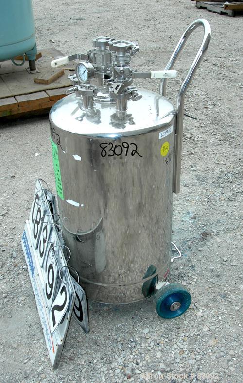 USED: Alloy Products pressure tank, 25 gallon, 316L stainless steel, vertical. 18' diameter x 24" straight side. Dished top and bottom. Internal rated 95 psi at 100 deg F. Openings: top (4) 2" tri-cl...