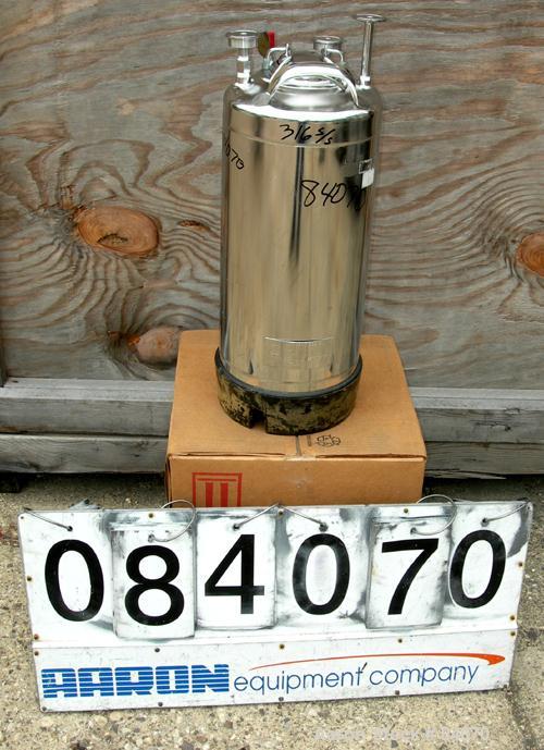 Used- 4 Gallon Stainless Steel Alloy Products Pressure Tank