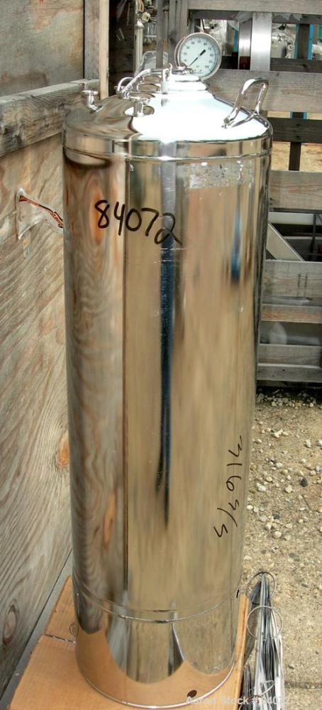 Used Alloy Products Pressure Tank, 14 Gallon, 316L Stainless Steel, Vertical. 12" Diameter x 30" straight side. Dished top and bottom. Internal rated 128 psi at 100 deg F. Openings: top 1/2" NPT, (3)...