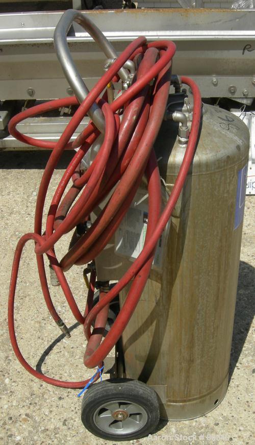 USED: Alloy Products pressure tank, 16 gallon, 304 stainless steel, vertical. 12" diameter x 28" straight side. Dish top and bottom. Internal rated 130 psi at 100 deg F. Top openings: 4" x 3" oval wi...