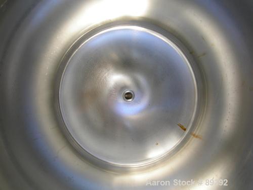 USED: Alloy Products pressure tank, 13 gallon, 316 stainless steel, vertical. 12" diameter x 19" straight side. Dished top and bottom. Internal rated 45 psi at 350 deg F. Openings: top (3) 5/8" tri c...