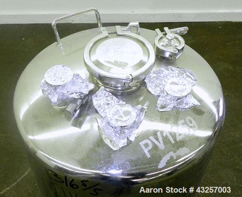 Used Alloy Products Pressure Tank, 36.99 Gallon (140 Liter), 316L Stainless Steel, Vertical. 17.74’’ Diameter x 29" straight side. Dished top and bottom. Internal rated FV to 85 psi at -20 to 350 deg...