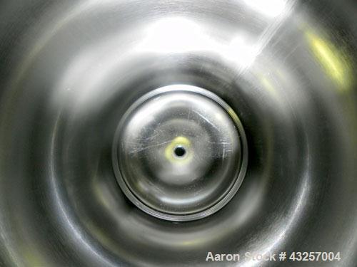 Used Alloy Products Pressure Tank, 36.99 Gallon (140 Liter), 316L Stainless Steel, Vertical. 17.74’’ Diameter x 29" straight side. Dished top and bottom. Internal rated FV to 85 psi at -20 to 350 deg...