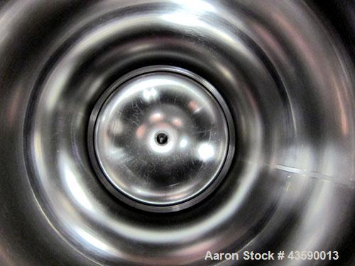 Used Alloy Products Pressure Tank, 33 Gallon, 316L Stainless Steel, Vertical. 17.71” Diameter x 29” straight side. Dished top and bottom. Internal rated Full Vacuum to 85 psi at -20 to 350 degrees F....