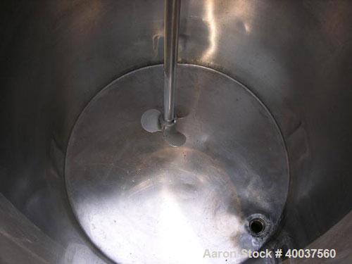 Used Alsop Tank, 25 gallon, stainless steel, vertical. 18'' diameter x 22'' straight side. Open top with a 1/2 hinged cover, sloped bottom. Clamp on Alsop air operated agitator, model 25DD. 3/4'' dia...
