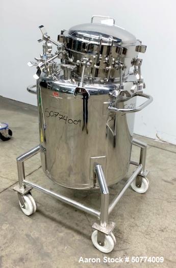Used B&G Custom Pressure Tank, 150 Liters