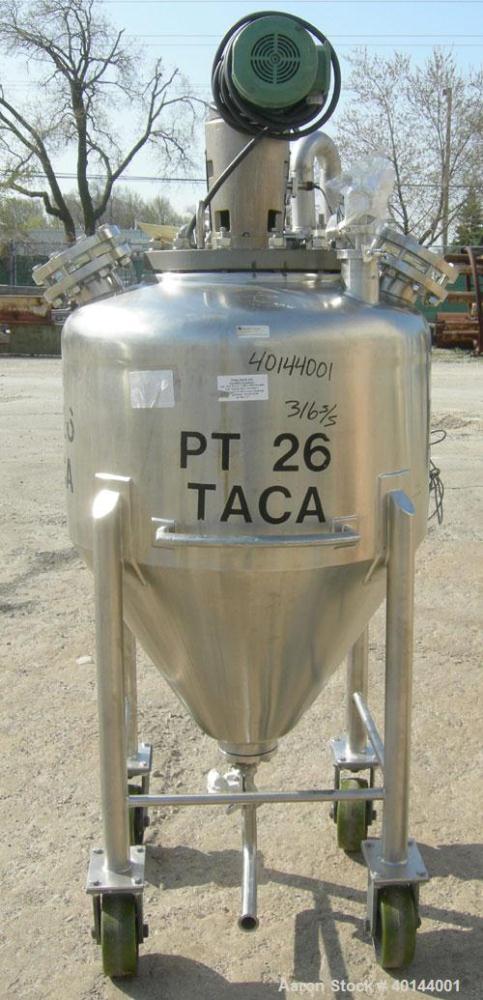 Used B & G Pressure Tank, 75 Gallon, 316 Stainless Steel, Vertical. Approximately 32" diameter x 20" straight side x 24" coned bottom. Dish top. Internal rated 75/fv psi at 300 deg F. Top entering Li...