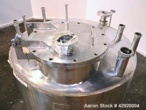 Used B&G Machine Pressure Tank, 198 Gallon (750 Liter), 316L Stainless Steel, Vertical. 48’’ Diameter x 20’’ straight side, dished top and bottom. Internal rated Full Vacuum & 30 psi at 270 degrees F...
