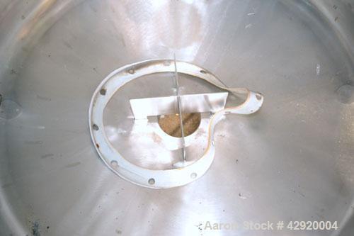 Used B&G Machine Pressure Tank, 198 Gallon (750 Liter), 316L Stainless Steel, Vertical. 48’’ Diameter x 20’’ straight side, dished top and bottom. Internal rated Full Vacuum & 30 psi at 270 degrees F...