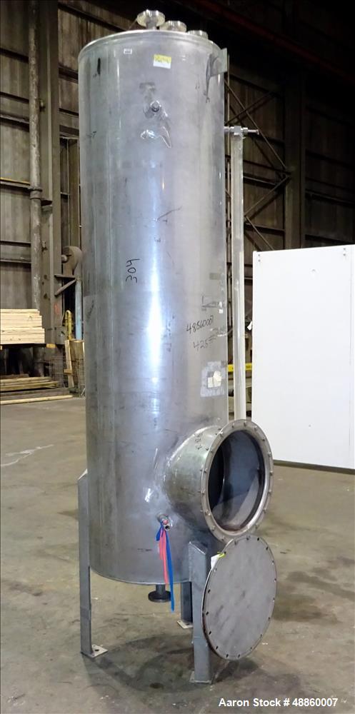 Used Bendel Tank, Approximate 250 Gallon, 304L Stainless Steel, Vertical.