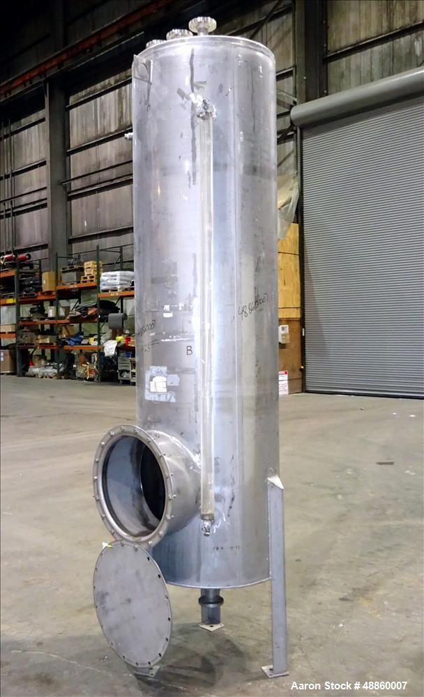 Used Bendel Tank, Approximate 250 Gallon, 304L Stainless Steel, Vertical.