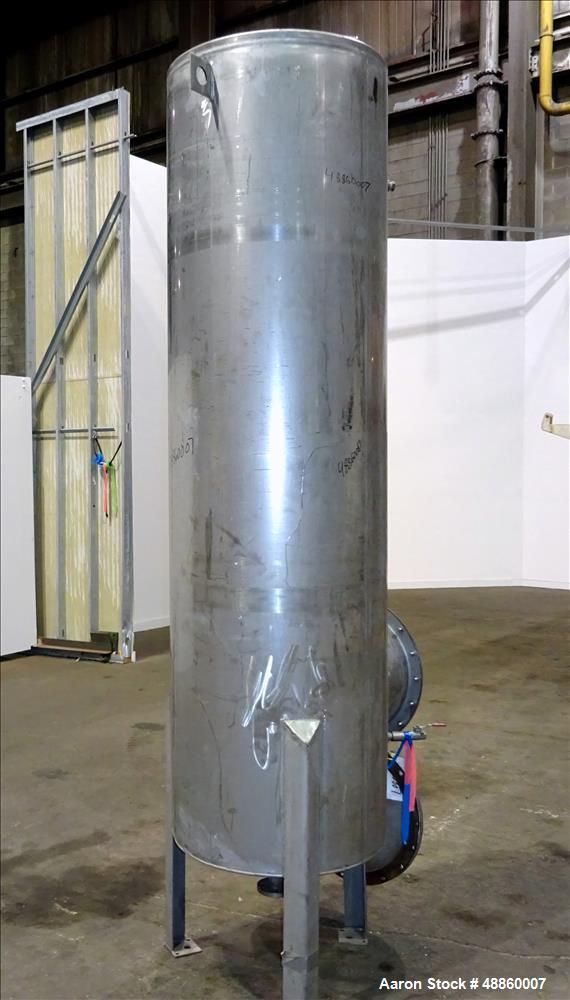 Used Bendel Tank, Approximate 250 Gallon, 304L Stainless Steel, Vertical.