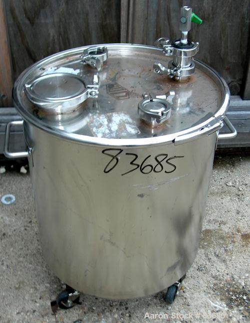 USED: Bolz Tank, 20 gallon, 304 stainless steel, vertical. 17-3/4" diameter x 19" straight side. Open top with clamp-on cover, flat bottom. Cover openings: (3) 1-1/2" tri clamp, 4-1/2" tri clamp, 1" ...